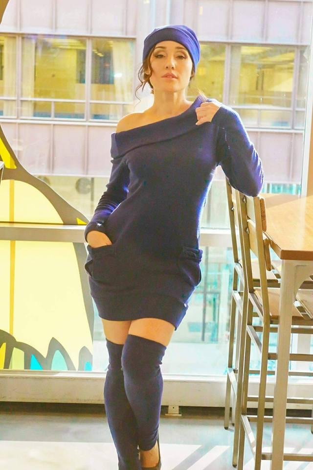 725-Off shoulder Sweater dress with pockets
720- long leg warmers
721- hat